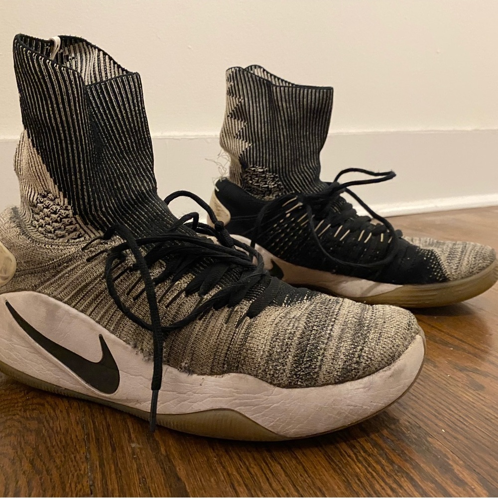 Nike Hyperdunk 2016 Flyknit Black White Size 9 Oreo